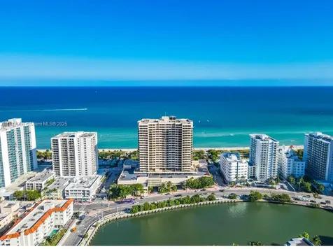 2555 Collins Avenue Miami Beach FL 33140