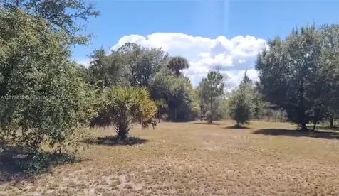 320 S Trebol Street Clewiston FL 33440