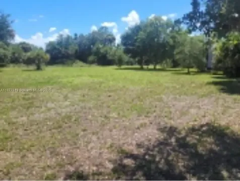 320 S Trebol Street Clewiston FL 33440