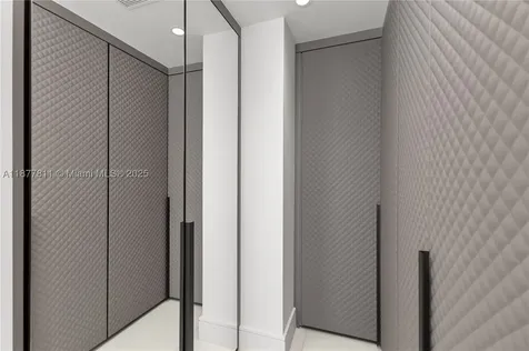 17975 Collins Avenue Sunny Isles Beach FL 33160