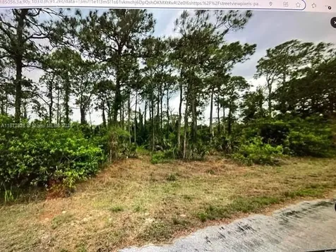 1710 Lake Avenue Lehigh Acres FL 33972