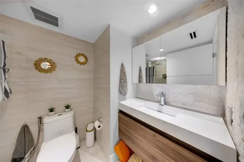6301 Collins Avenue Miami Beach FL 33141