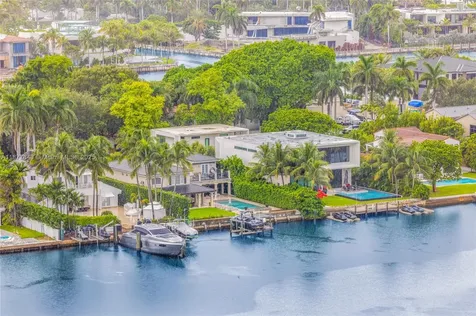6301 Collins Avenue Miami Beach FL 33141