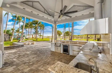 6301 Collins Avenue Miami Beach FL 33141