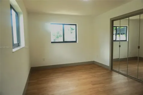 7221 Freedom Street Hollywood FL 33024