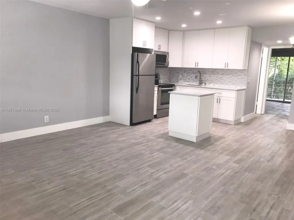 17 Keswick A Deerfield Beach FL 33442