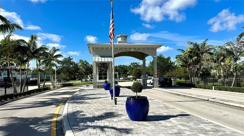 17 Keswick A Deerfield Beach FL 33442