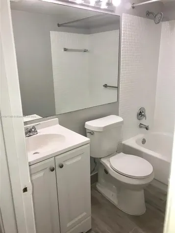 17 Keswick A Deerfield Beach FL 33442