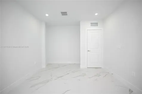 238NW 2nd Street Florida City FL 33034