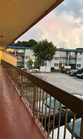 8875 Fontainebleau Boulevard Miami FL 33172