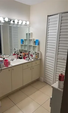 8875 Fontainebleau Boulevard Miami FL 33172
