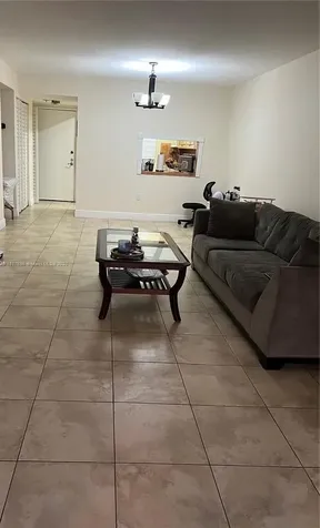 8875 Fontainebleau Boulevard Miami FL 33172
