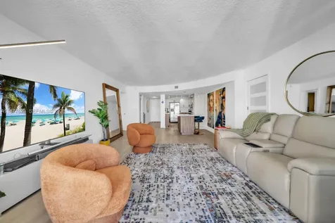 2401 S Ocean Drive Hollywood FL 33019