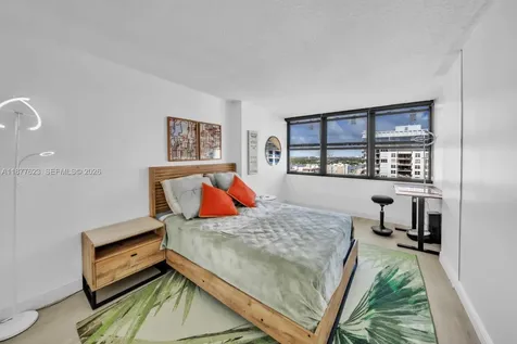 2401 S Ocean Drive Hollywood FL 33019