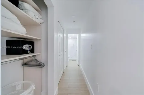 5601 Collins Avenue Miami Beach FL 33140