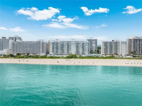 5601 Collins Avenue Miami Beach FL 33140
