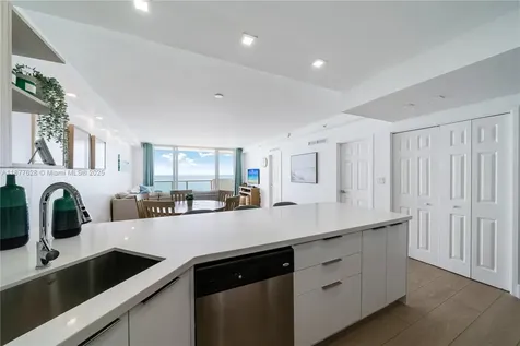 5601 Collins Avenue Miami Beach FL 33140