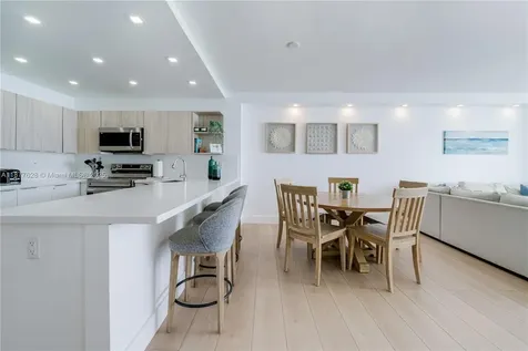 5601 Collins Avenue Miami Beach FL 33140
