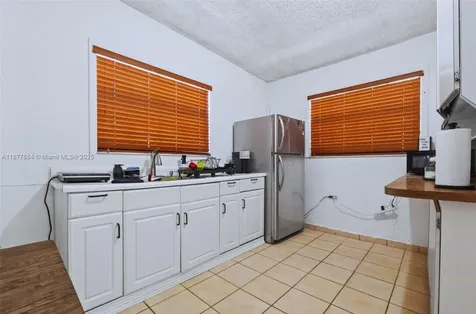 8571 SW 30th Street Miami FL 33155