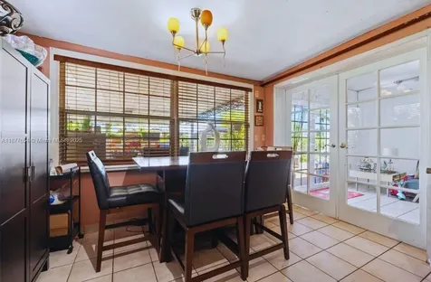 8571 SW 30th Street Miami FL 33155