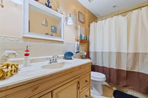 8571 SW 30th Street Miami FL 33155