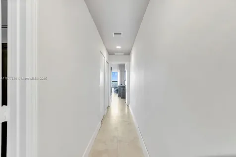 60 SW 13th Street Miami FL 33130