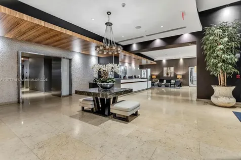 60 SW 13th Street Miami FL 33130