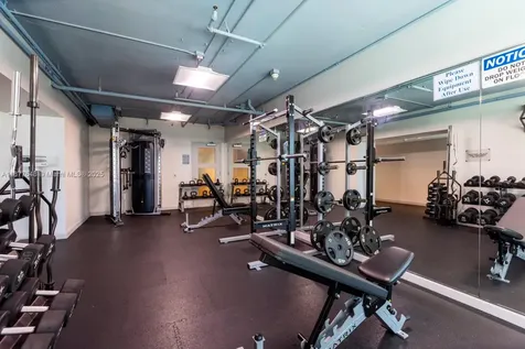 60 SW 13th Street Miami FL 33130