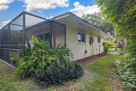 13900 SW 72nd Court Palmetto Bay FL 33158