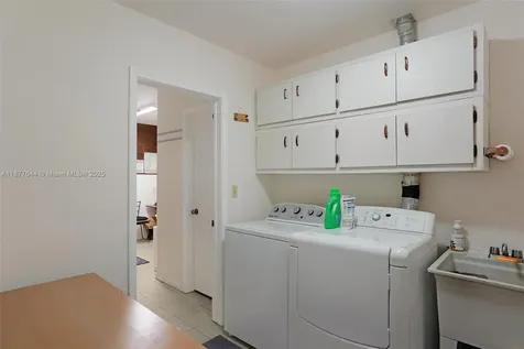 13900 SW 72nd Court Palmetto Bay FL 33158