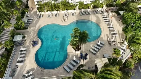 300 S Pointe Drive Miami Beach FL 33139