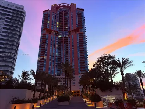 300 S Pointe Drive Miami Beach FL 33139