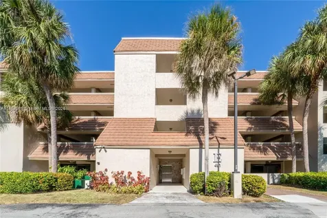 491 Ives Dairy Road Miami FL 33179
