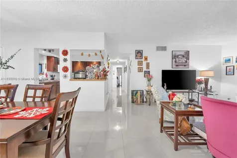 491 Ives Dairy Road Miami FL 33179