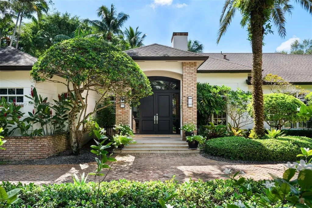 9325 SW 59th Place Pinecrest FL 33156