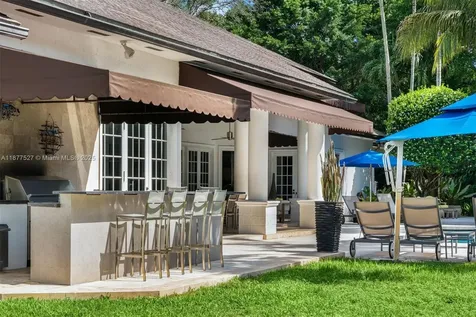 9325 SW 59th Place Pinecrest FL 33156
