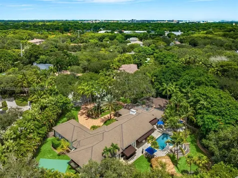 9325 SW 59th Place Pinecrest FL 33156