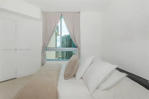 350 S Miami Avenue Miami FL 33130