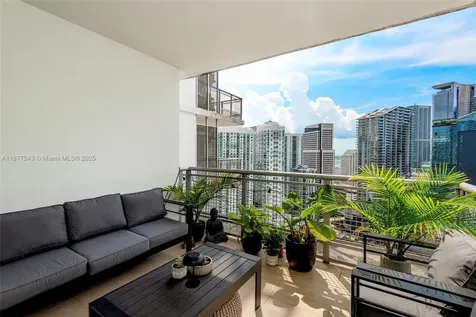 350 S Miami Avenue Miami FL 33130