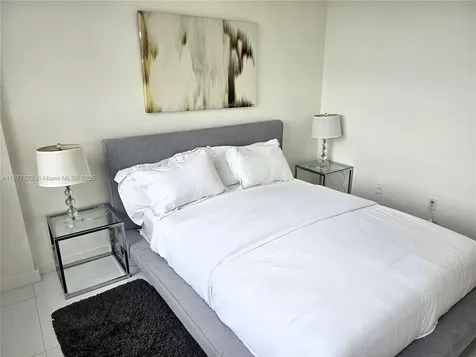 5161 Collins Avenue Miami Beach FL 33140