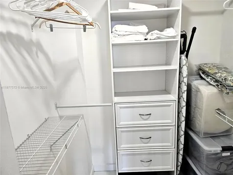 5161 Collins Avenue Miami Beach FL 33140