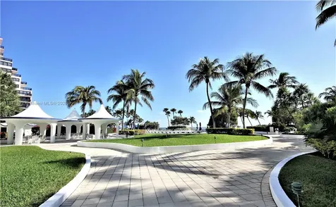 5161 Collins Avenue Miami Beach FL 33140
