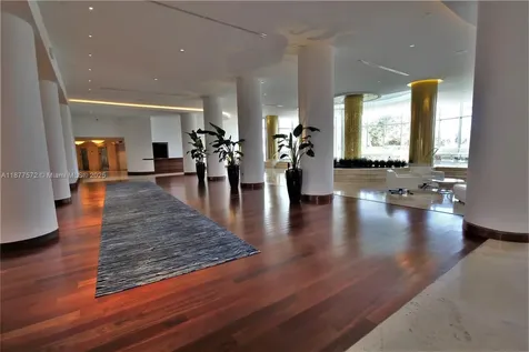 5161 Collins Avenue Miami Beach FL 33140
