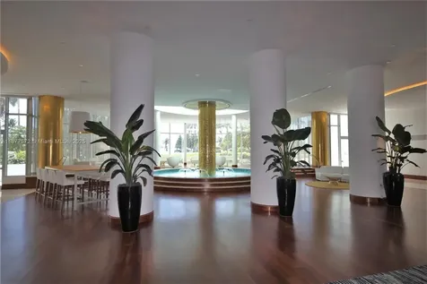 5161 Collins Avenue Miami Beach FL 33140