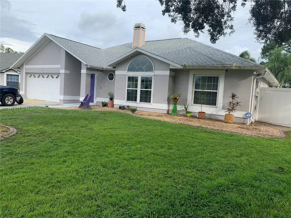 1638 Liggins Avenue Kissimmee FL 34744