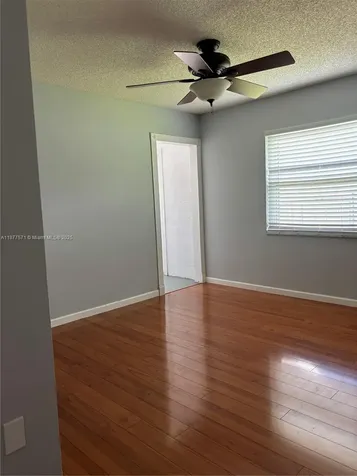 1638 Liggins Avenue Kissimmee FL 34744