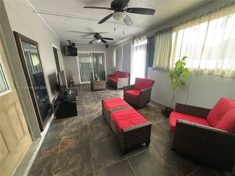 1638 Liggins Avenue Kissimmee FL 34744