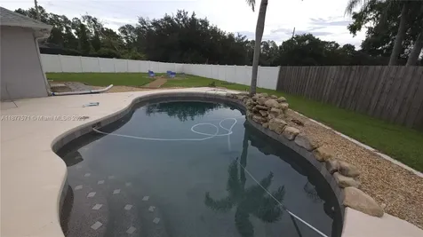 1638 Liggins Avenue Kissimmee FL 34744