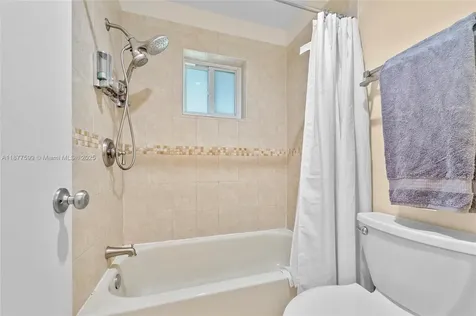 882 San Remo Drive Weston FL 33326