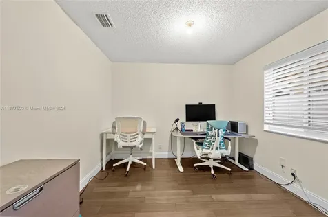 882 San Remo Drive Weston FL 33326